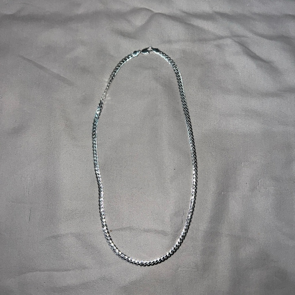 20” link 925 chain in great used condition